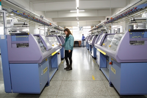 自動橫機(jī)車間